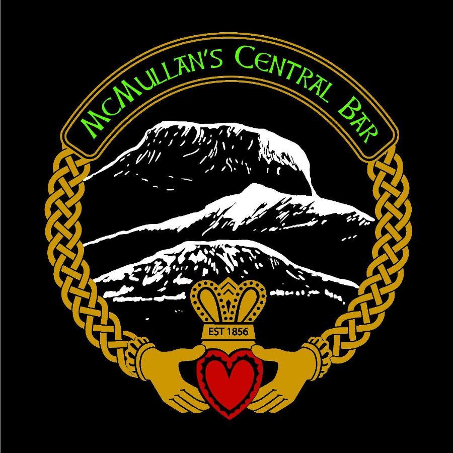Central Bar Guesthouse Cushendall Eksteriør billede